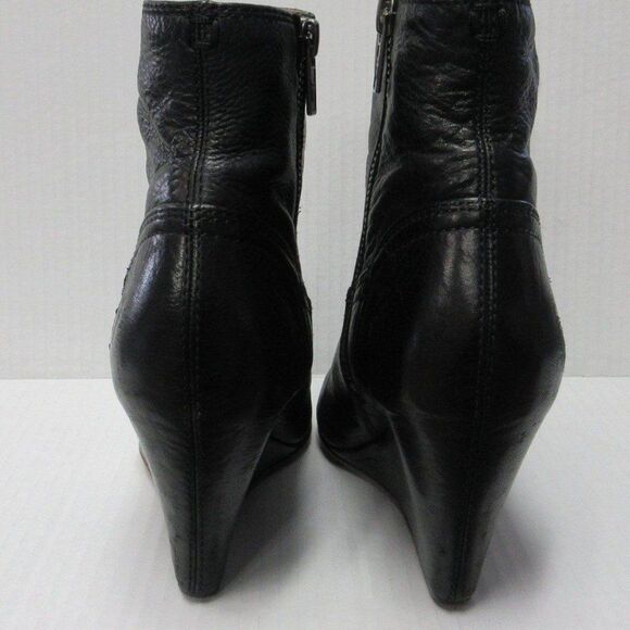 FRYE Regina Covered Wedge Boot Womens Size 6 Western Black Leather Ankle Bootie - Picture 4 of 12